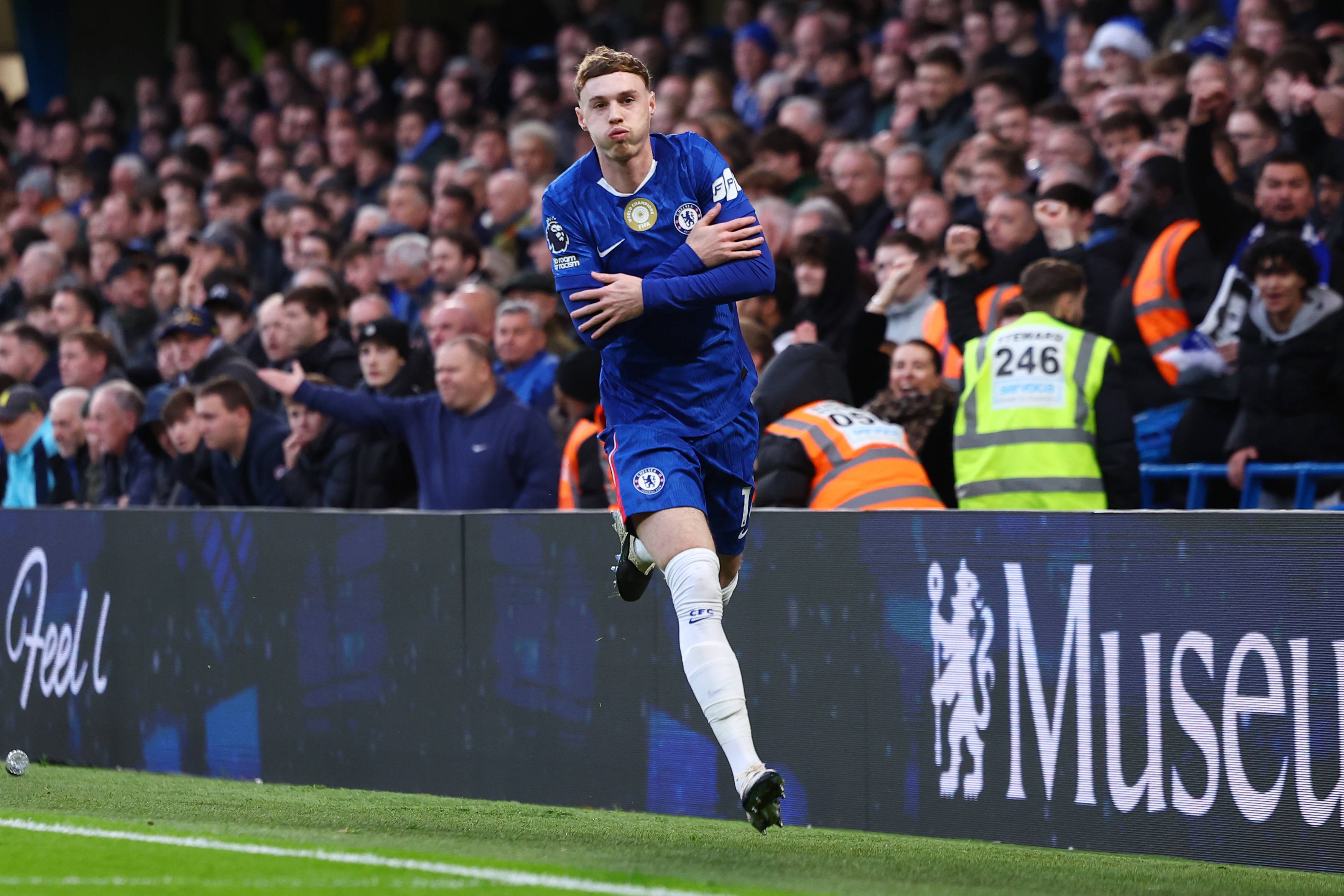 天博体育官方网站-电讯报:帕尔默至少会为切尔西效力至30年,他和凯塞多都是非卖品